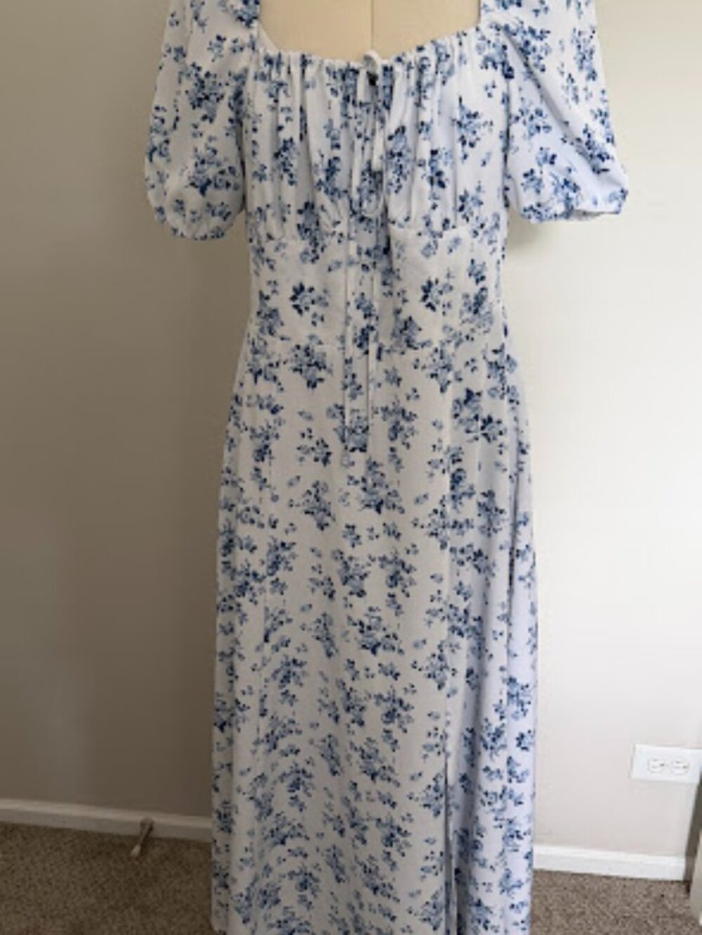 Loness white/blue Long dress size XL